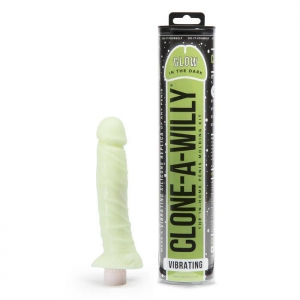 Clone-A-Willy Glow In The Dark Vibrator Molding Kit Green Main Image